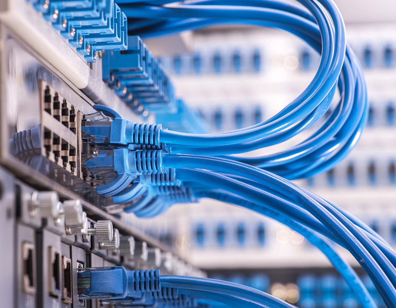 Netzwerktechnik bei ELTECWORX Meister der Elektrotechnik in Hanau